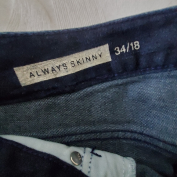 GAP 1969 Skinny Jeans - Picture 2 of 5